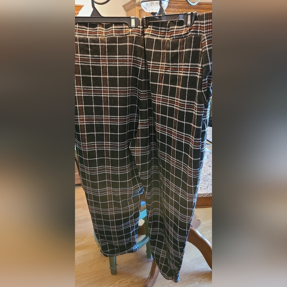 Plaid pants - Picture 2 of 8